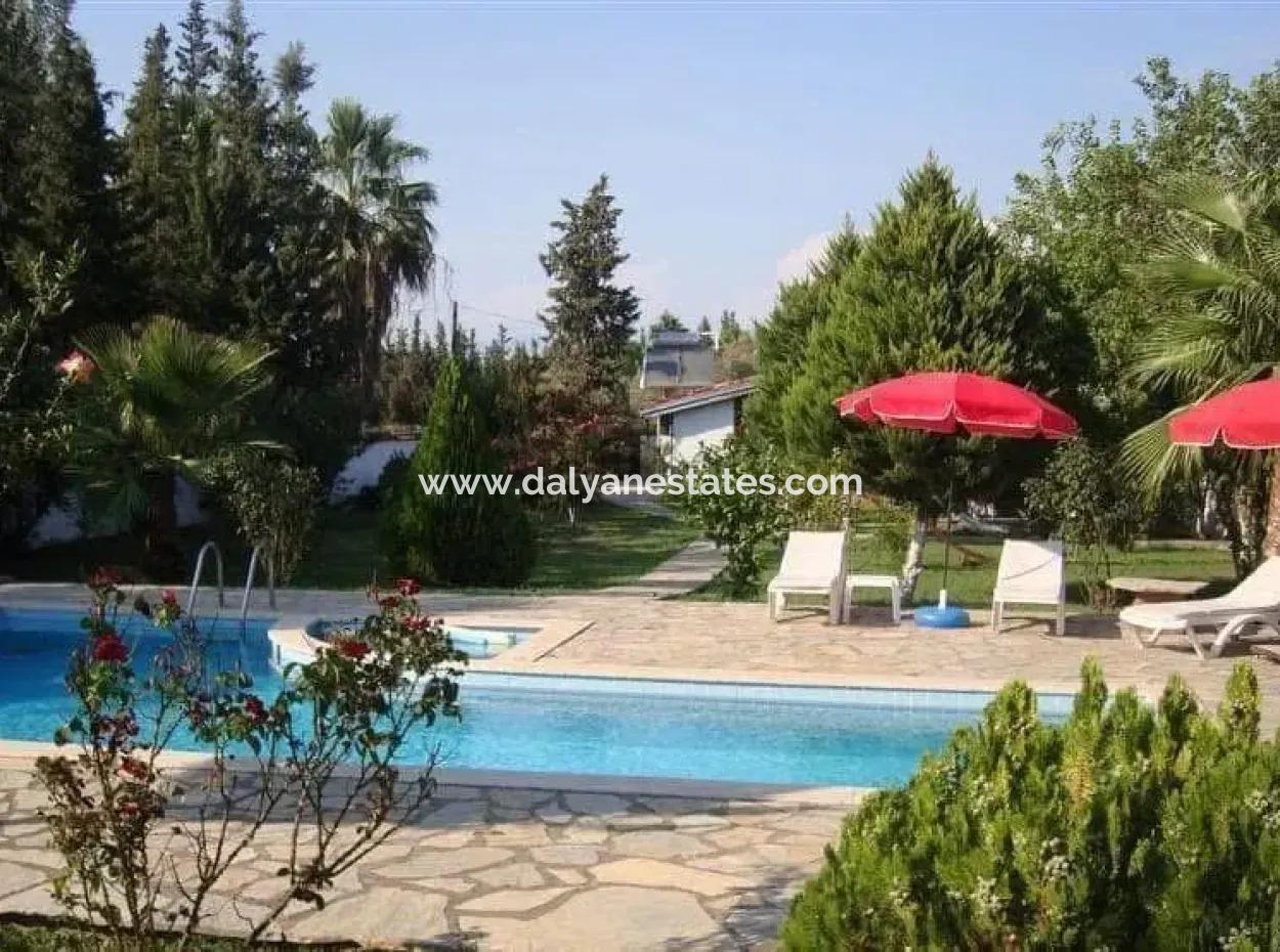 Charming Bungalow With Investment Potential