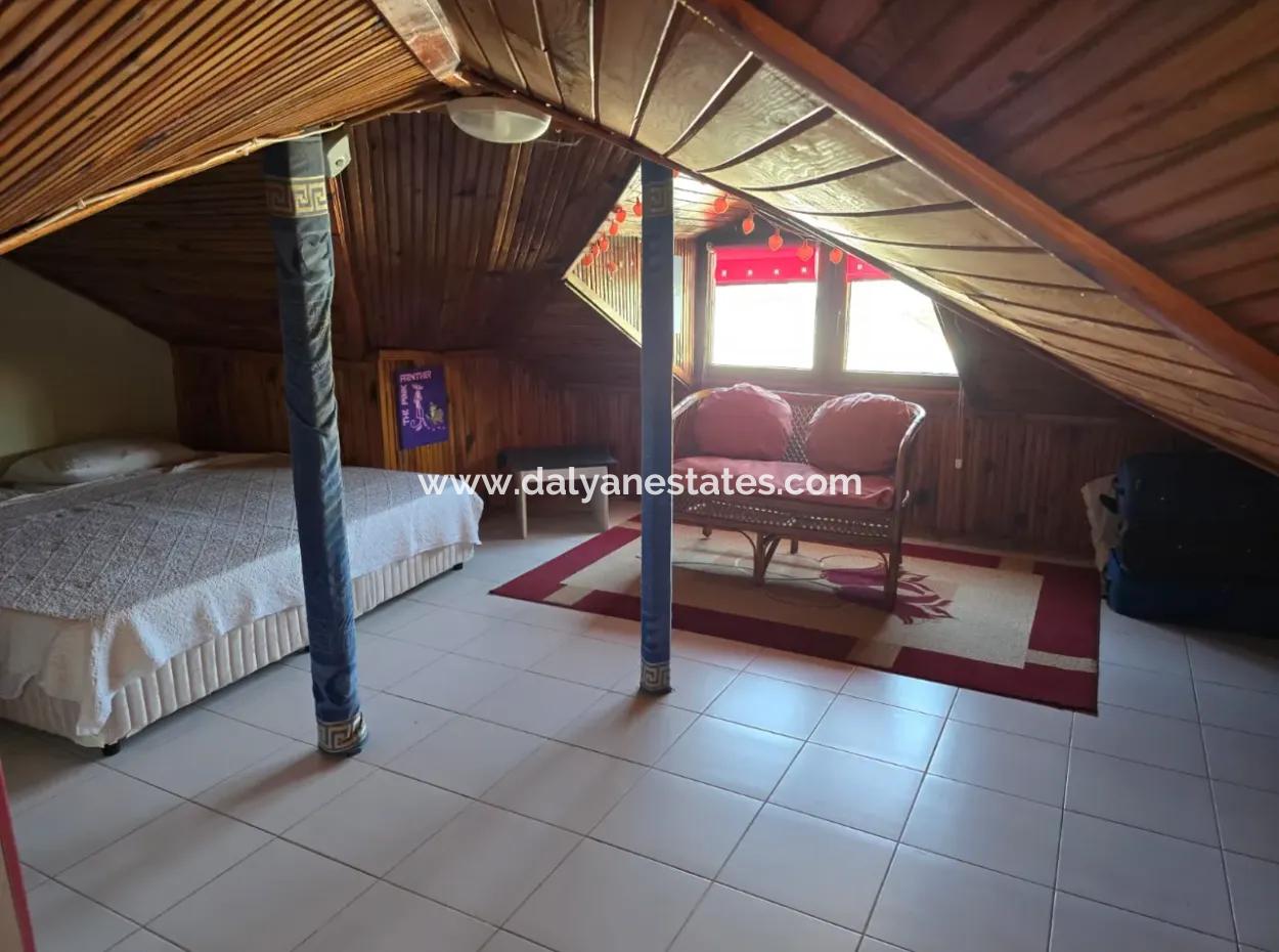 Homely Complex Villa Close To Town