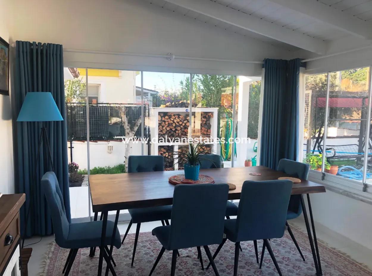 Elegant Detached Villa With Private Pool