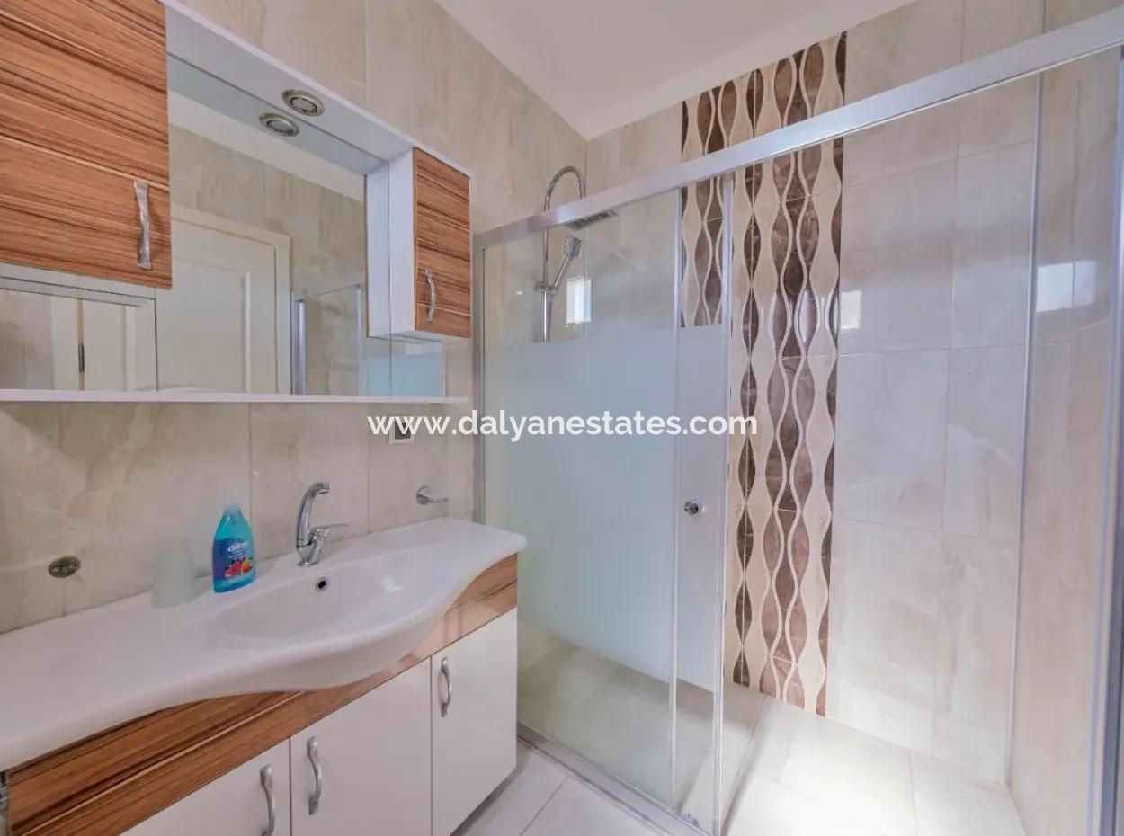 Modern 4 Bed Villa In Quiet Area