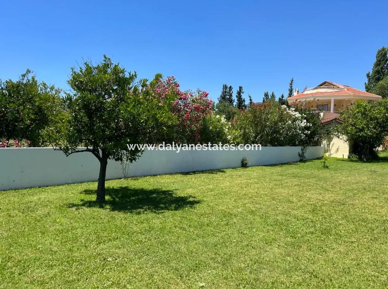 Stunning Detached Private Villa