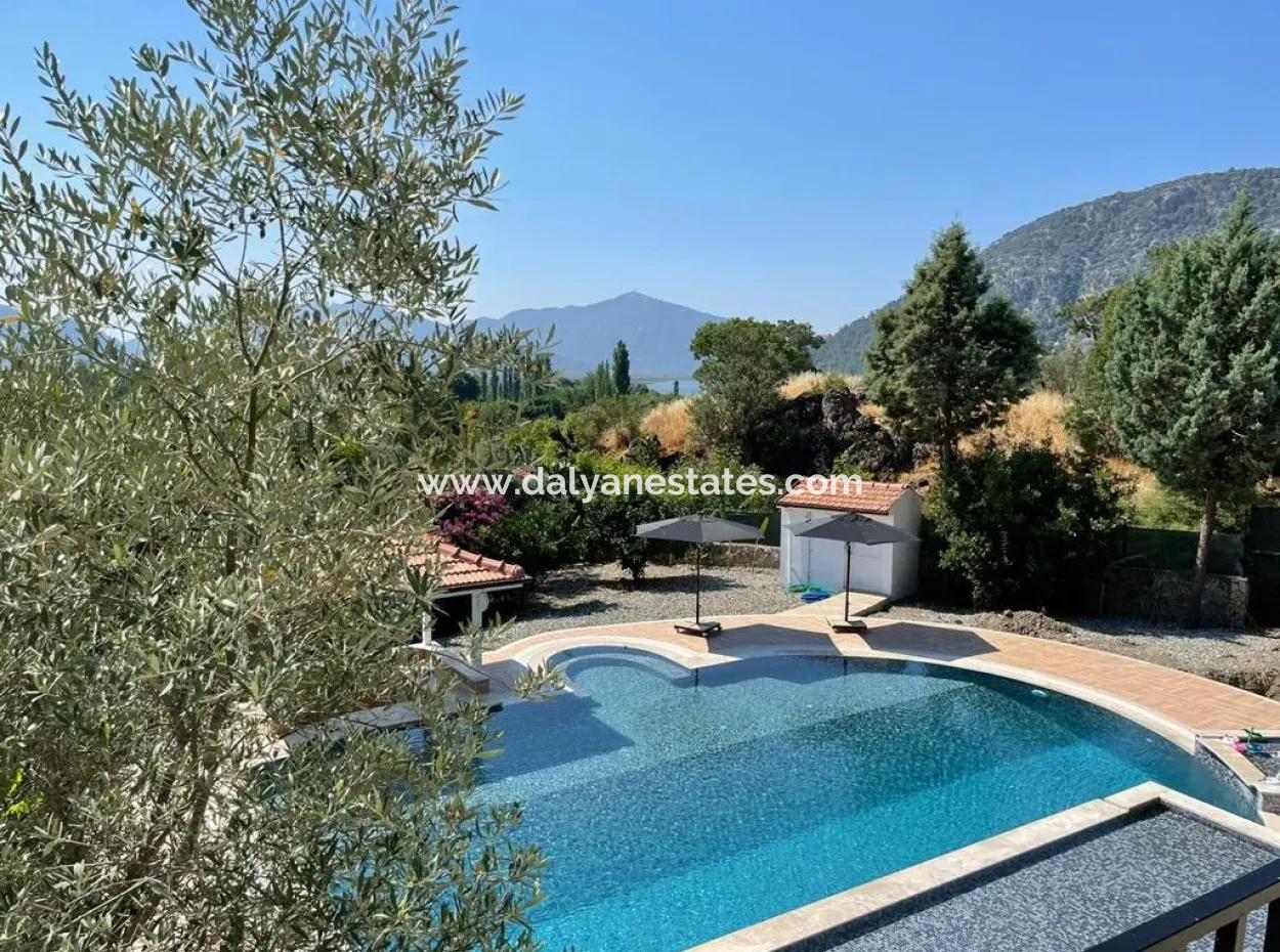 Candir Villa With Beach Views