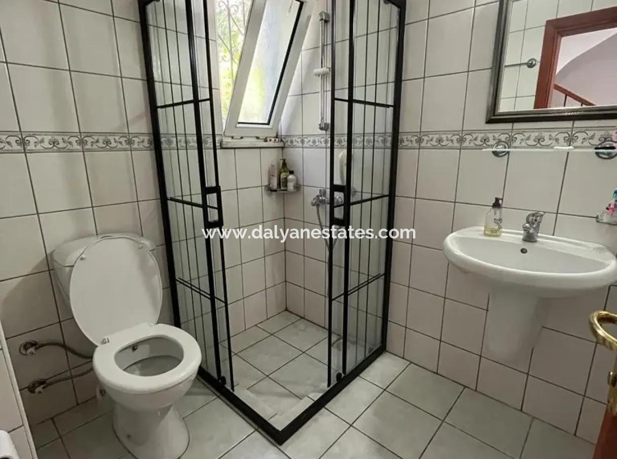 Complex Villa Close To Town