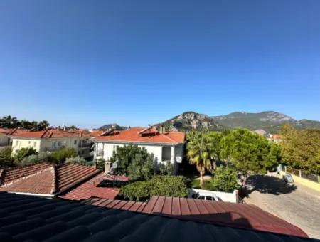 Spacious 5 Bed Close To Town