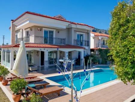Luxury Detached Villa For Sale In Gülpınar