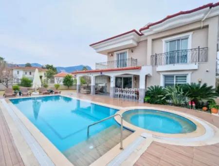 Luxury Detached Villa For Sale In Gülpınar