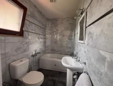 Homely Complex Villa Close To Town