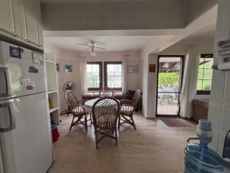 Homely Complex Villa Close To Town