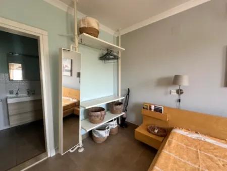 Modern First Floor Apartment