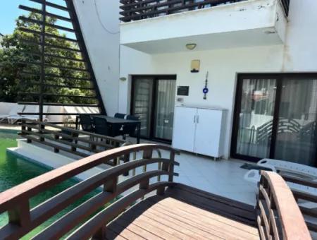 Fully Furnished Modern One-Bedroom Riverside Apartment