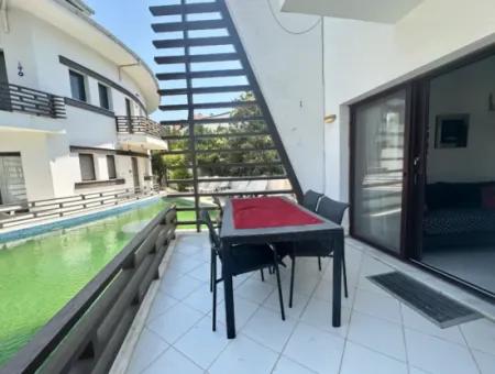 Fully Furnished Modern One-Bedroom Riverside Apartment