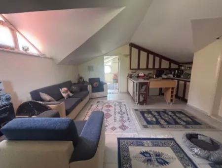 Triplex Villa Surrounded By Nature