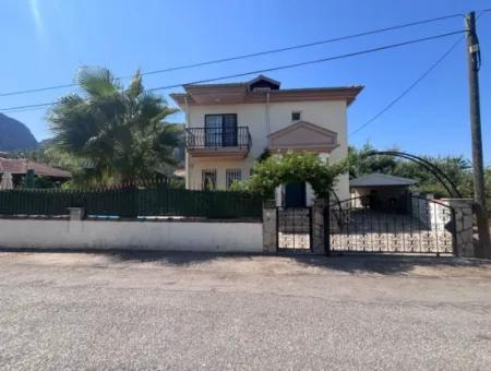 A Tranquil Retreat In The Heart Of Nature