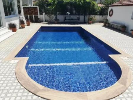 Private Villa In Peaceful Surroundings