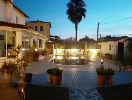 Private Villa In Peaceful Surroundings