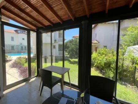 Complex Villa Close To Town