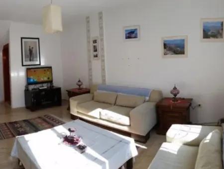 Complex Villa Close To Town