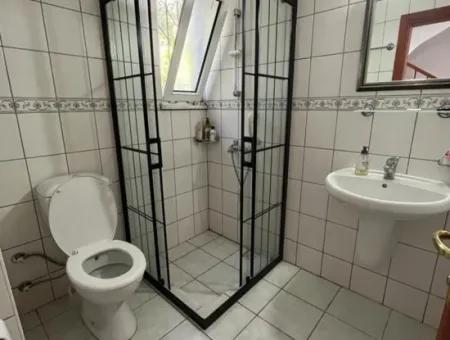 Complex Villa Close To Town