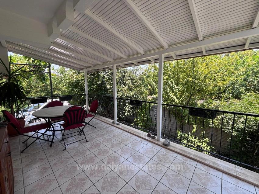 Традиционный Турецкий Дом С Большим Участком Земли