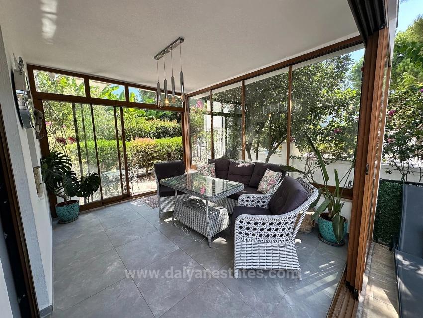 Стильная Двухквартирная Вилла С Общим Бассейном В Самом Центре Района Османглар В Дальяне