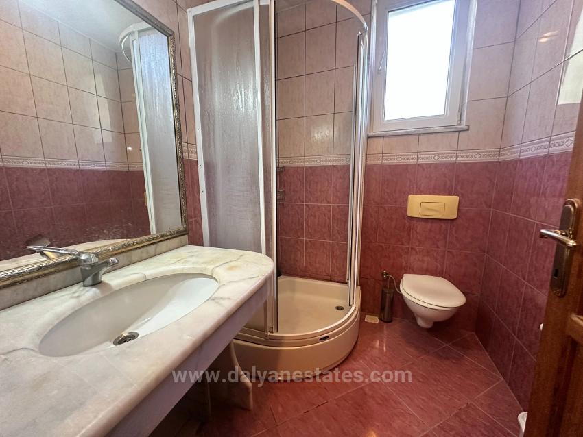 Традиционное Бунгало 3+1 С Собственным Бассейном И Видом На Черногорию – Долгосрочная Аренда