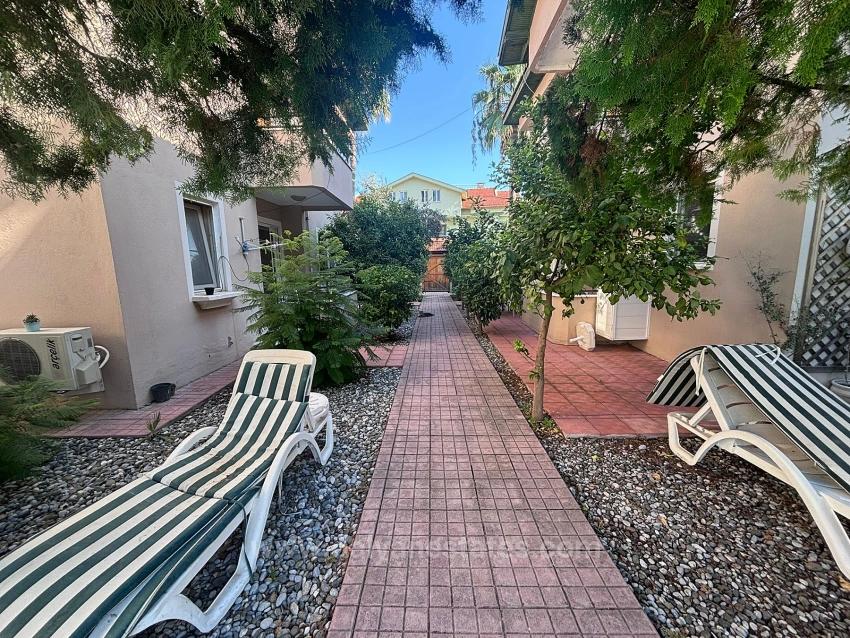 Квартира С Одной Спальней, Первый Этаж, Стильная И В Хорошем Состоянии.