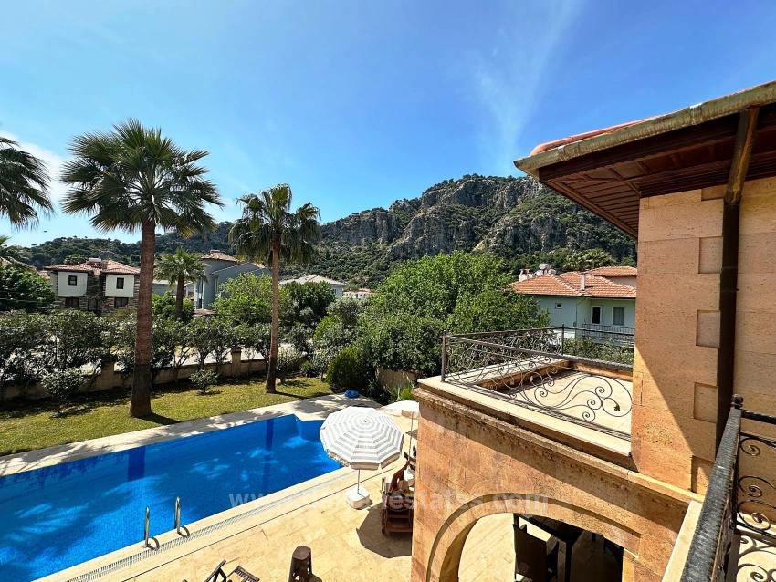 Непревзойденная, Роскошная Вилла В Самом Сердце Дальяна.