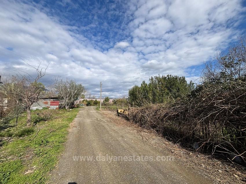 Угловой Участок С Жилой Зоной На Продажу В Мугла Дальян Арикбаши