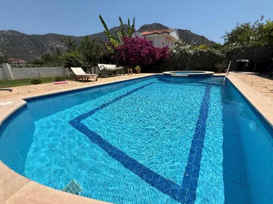 Бунгало На Продажу В Районе Арикбаши Дальяна