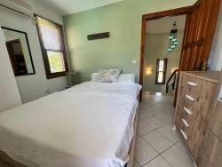 Вилла С Двумя Спальнями В Очаровательном Комплексе В Гюльпинаре, Дальян.