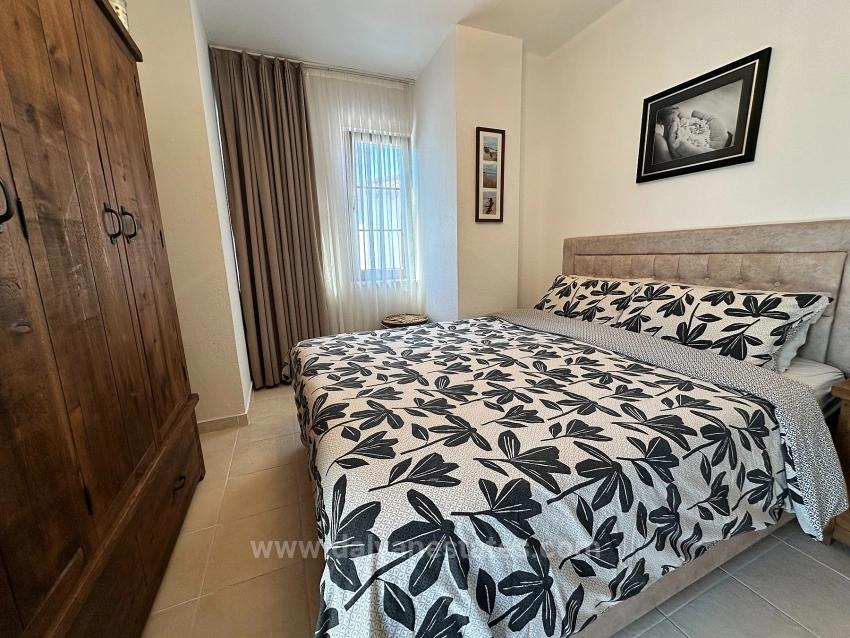 Dalyan Osmanağalar Bölgesinin 'De, Ortak Havuzlu Yarı Müstakil Villa