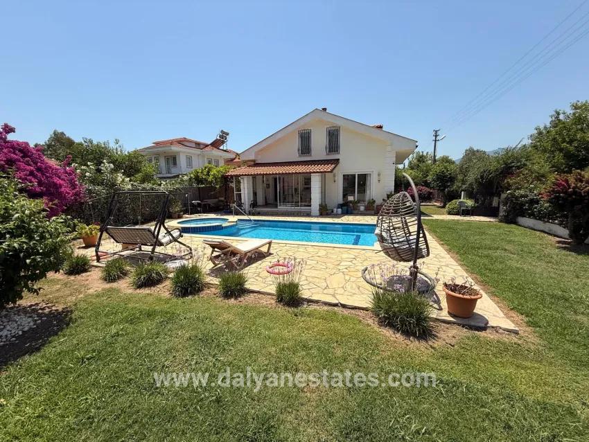 Dalyan Arıkbaşı Mevkiinde Satılık Bungalov