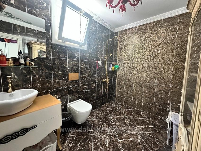 Gökbel’de Eşsiz Deniz Manzaralı 7 Odalı Lüks Malikâne