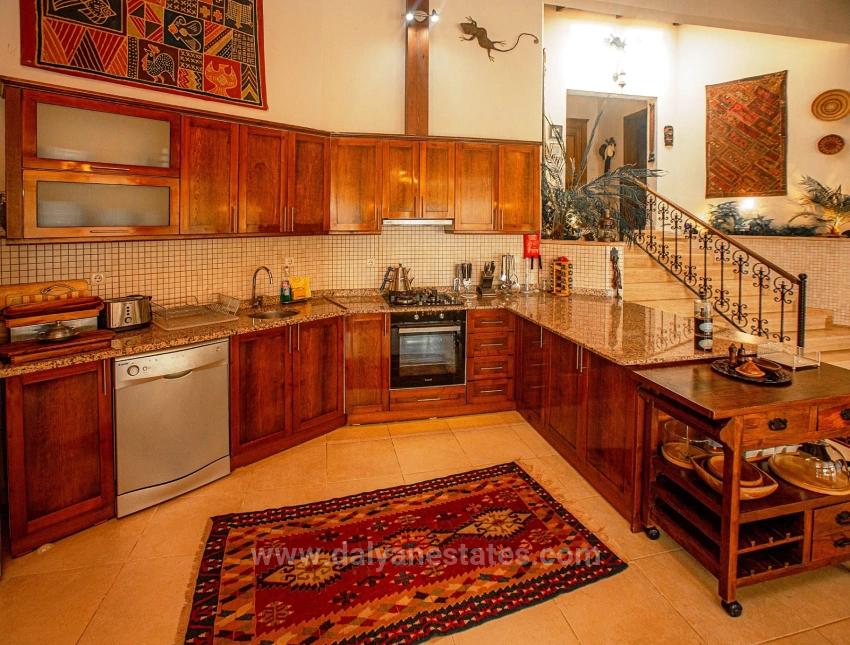 Ortaca Gökbel Mah. Satılık 4+1 Vip villa - 8.000 m²
