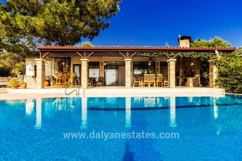 Ortaca Gökbel Mah. Satılık 4+1 Vip villa - 8.000 m²