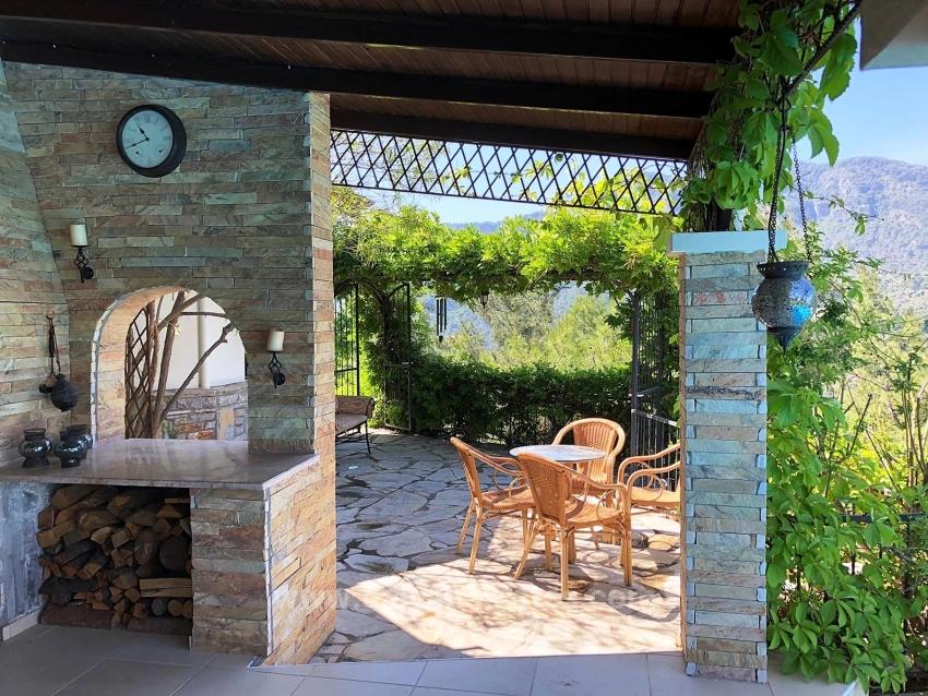 Dalyan Gökbel De Deniz Manzaralı Müstakil Villa