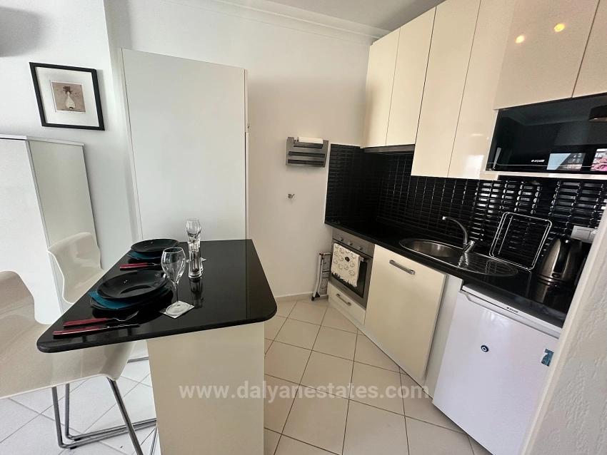 Nehirle Bütünleşen Modern Şıklık