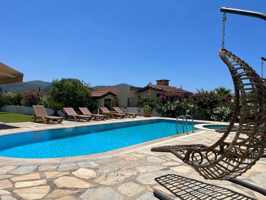 Manzaraya Açılan Zamansız Bir Lüks