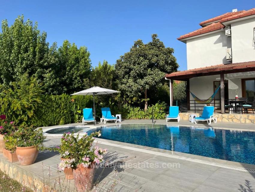 Dalyan Okçular'da 1000 M2 Arsa İçerisinde Satılık Dubleks