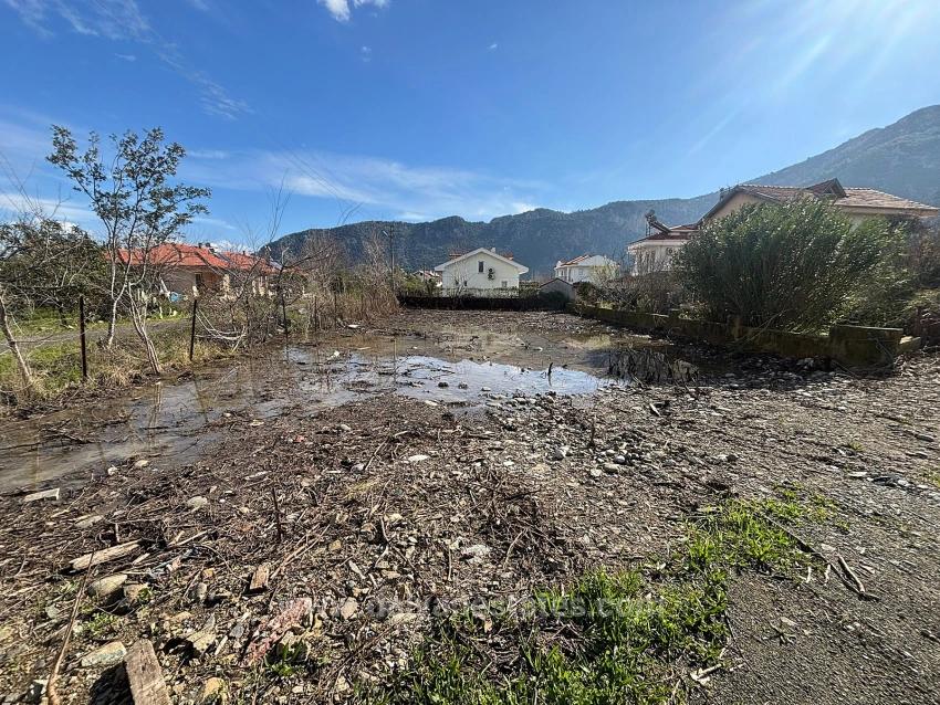 Muğla Dalyan Arıkbaşı’nda Satılık Konut İmarlı Köşe Parsel