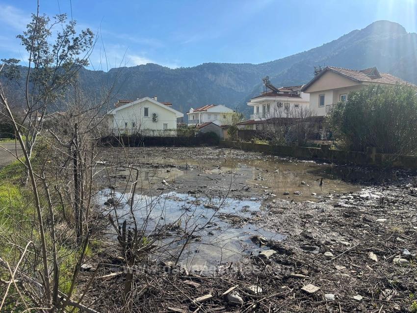 Muğla Dalyan Arıkbaşı’nda Satılık Konut İmarlı Köşe Parsel