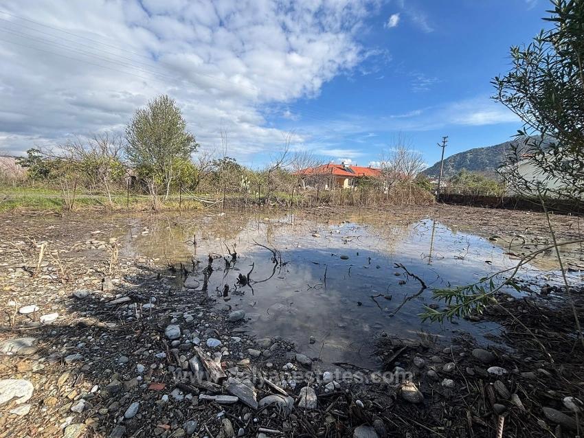Muğla Dalyan Arıkbaşı’nda Satılık Konut İmarlı Köşe Parsel