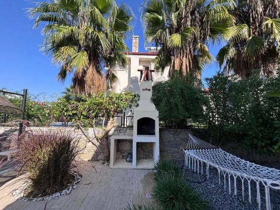 Dalyan Gülpınar’da Özel Havuzlu Ve Geniş Bahçeli Zarif Villa