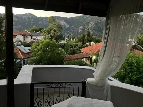 Müstakil Daireli, Eşsiz Akdeniz Villası