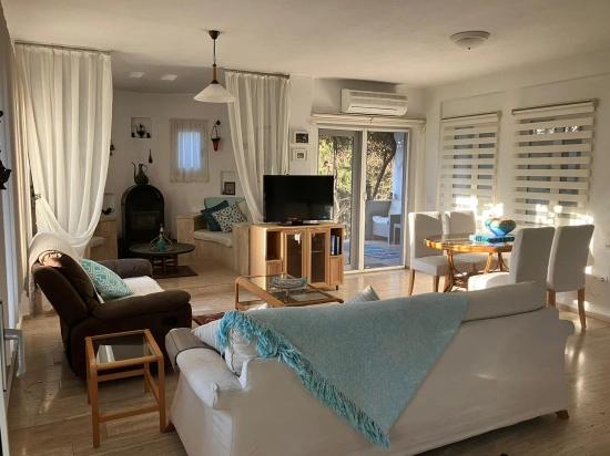 Müstakil Daireli, Eşsiz Akdeniz Villası
