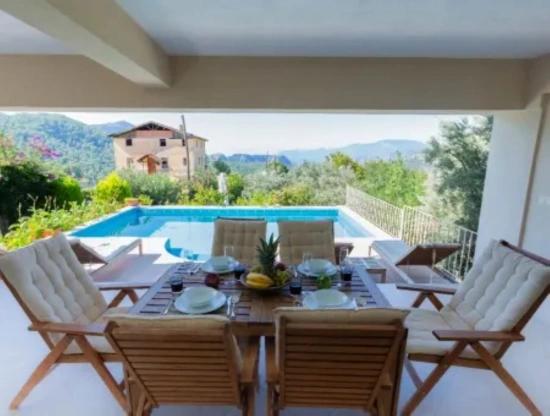 Dalyan Gökbel 'de İztuzu Plajı Manzaralı Satılık Villa