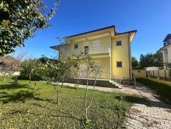 Dalyan Gülpınar 'Da 1000 M2 Arsa İçerisinde Satılık Ev