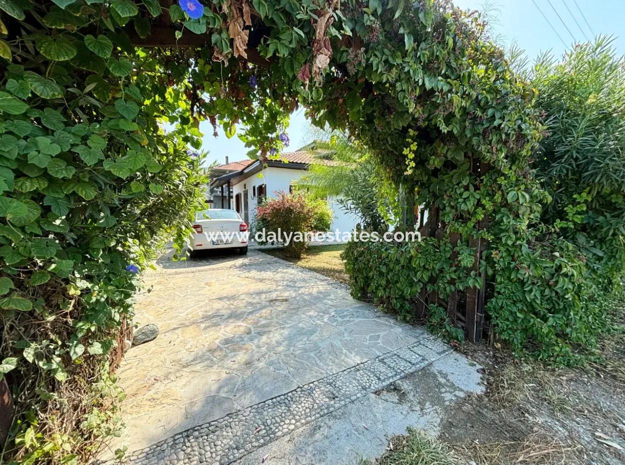 Dalyan Arıkbaşında Müstakil Villa
