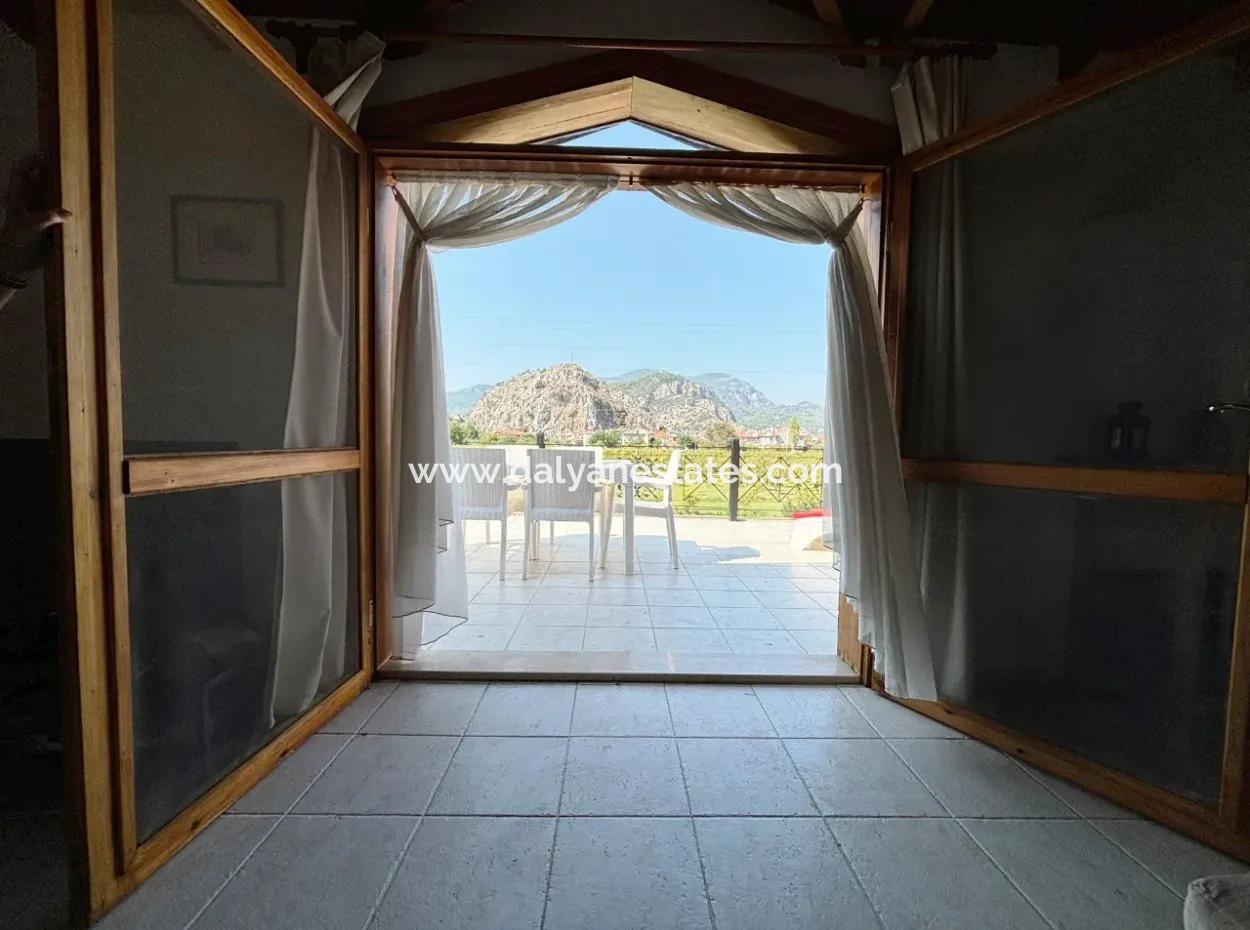 Dalyan Arıkbaşında Müstakil Villa