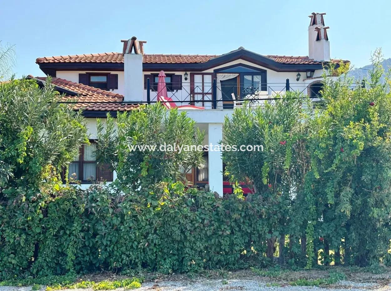 Dalyan Arıkbaşında Müstakil Villa